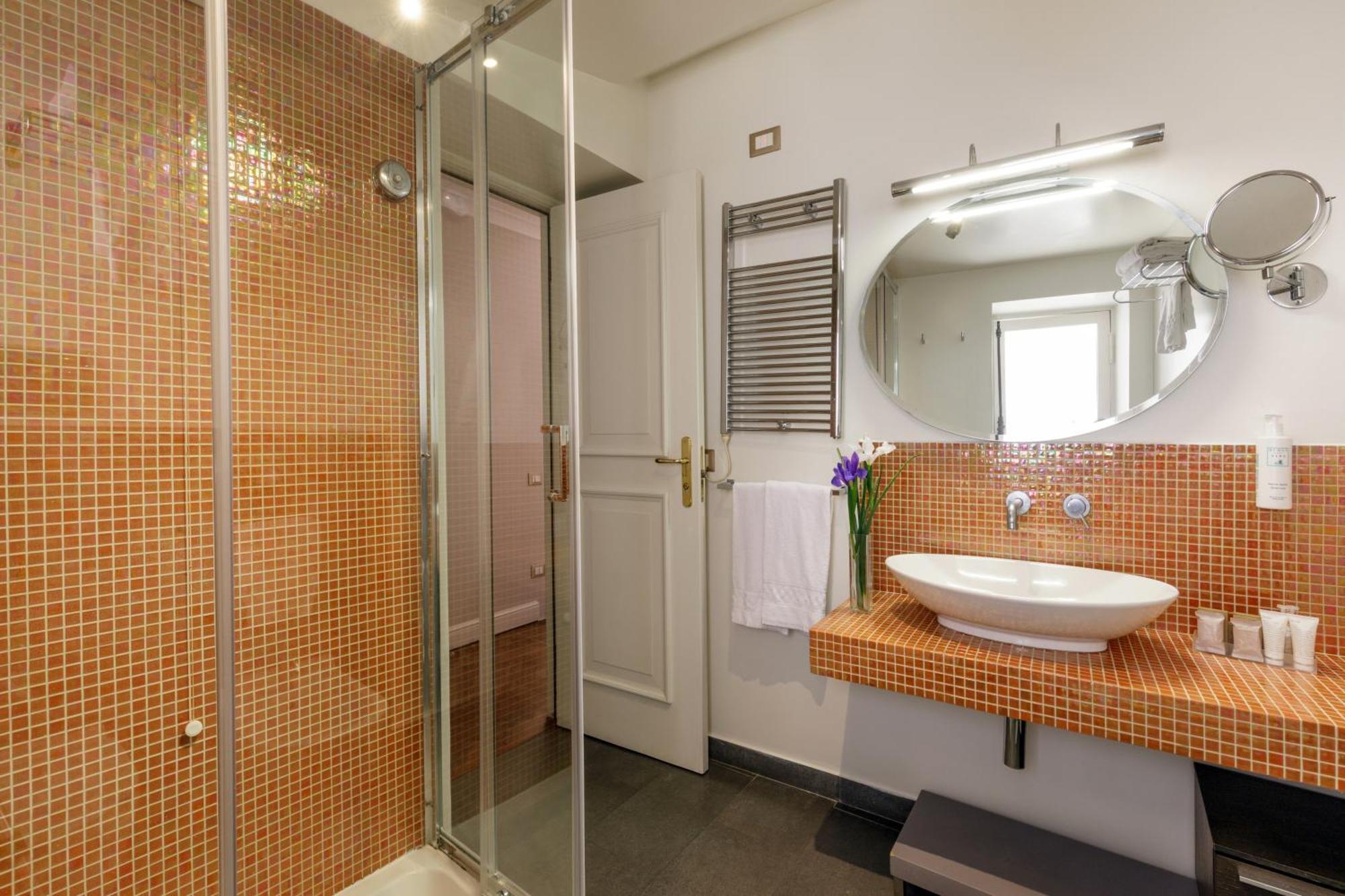 Vivaldi Luxury 3* Rome